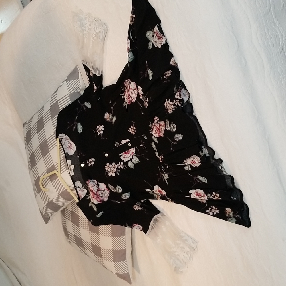 Peplum top with lace sleeves, Sz s